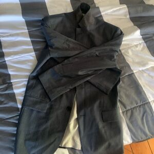 Hugo Boss Men’s Suit 38/R